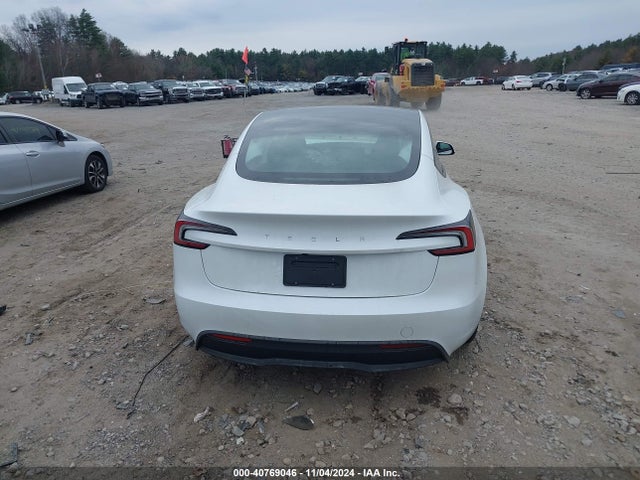 Tesla Model 3 Rear-wheel Drive 2024 5YJ3E1EA6RF756128 Image 15
