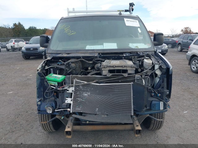 Chevrolet Express 2500 Work Van 2018 1GCWGAFP5J1291803 Image 12