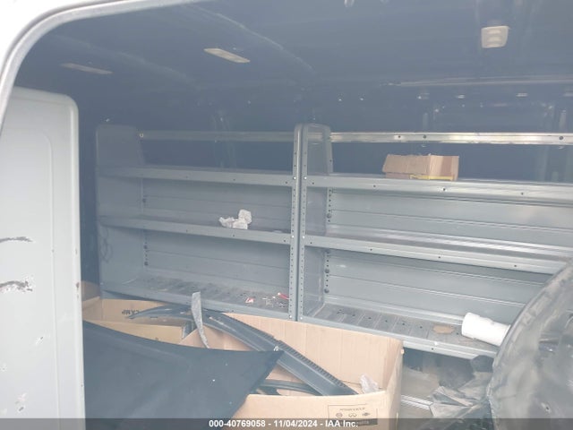 Chevrolet Express 2500 Work Van 2018 1GCWGAFP5J1291803 Image 8