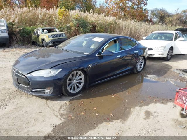 2013 TESLA MODEL S 5YJSA1CN3DFP08883 Photo 1