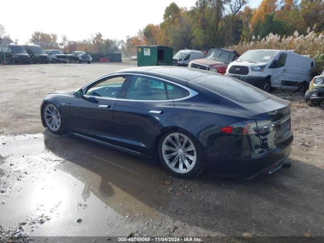 2013 TESLA MODEL S 5YJSA1CN3DFP08883 Photo 2