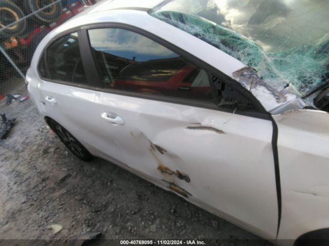 3KPF24AD0ME340131 KIA Forte Lxs