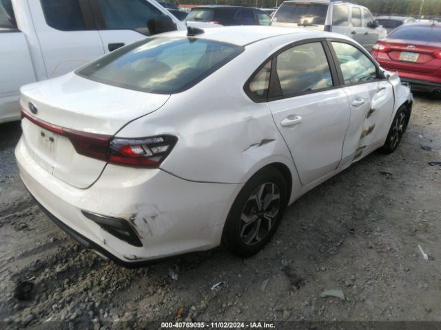 3KPF24AD0ME340131 KIA Forte Lxs