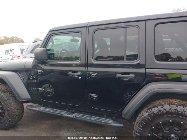 1C4HJXDG9MW518918 Jeep Wrangler Unlimited Sport Altitude 4x4