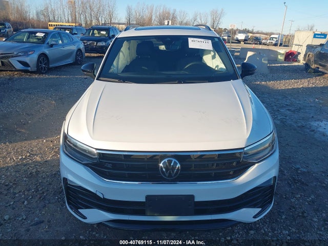 3VV8B7AX4PM076217 Volkswagen Tiguan 2.0t Se R-line Black