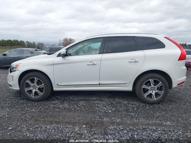 YV4902DZXE2537981 Volvo Xc60 T6 R-design Platinum
