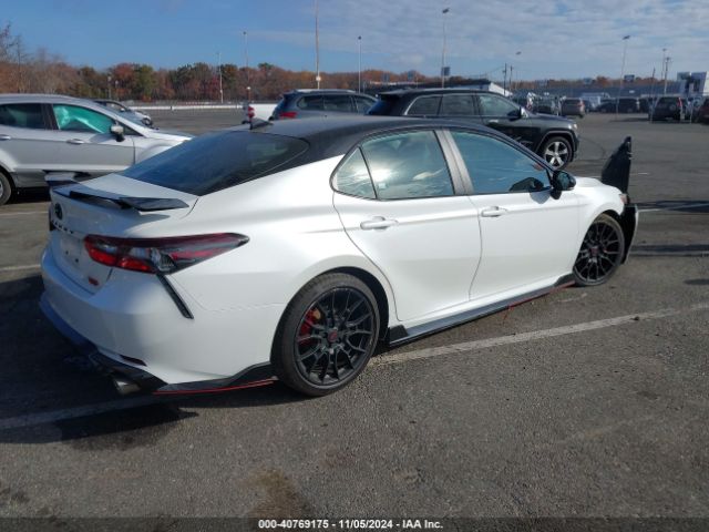 4T1KZ1AK5NU061165 Toyota CAMRY TRD