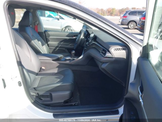 4T1KZ1AK5NU061165 Toyota CAMRY TRD