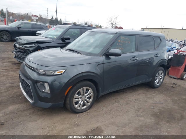 KIA SOUL LX 2021 KNDJ23AU3M7759420 Image 2