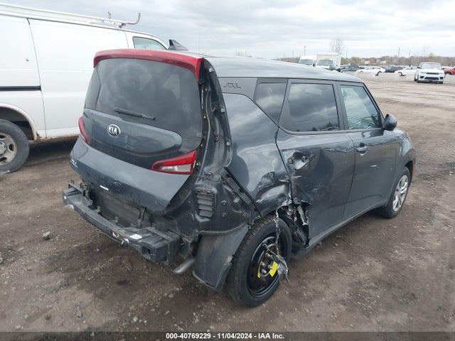 KIA SOUL LX 2021 KNDJ23AU3M7759420 Image 4