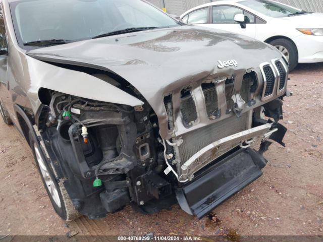 1C4PJLCS1HW652449 Jeep Cherokee Latitude Fwd