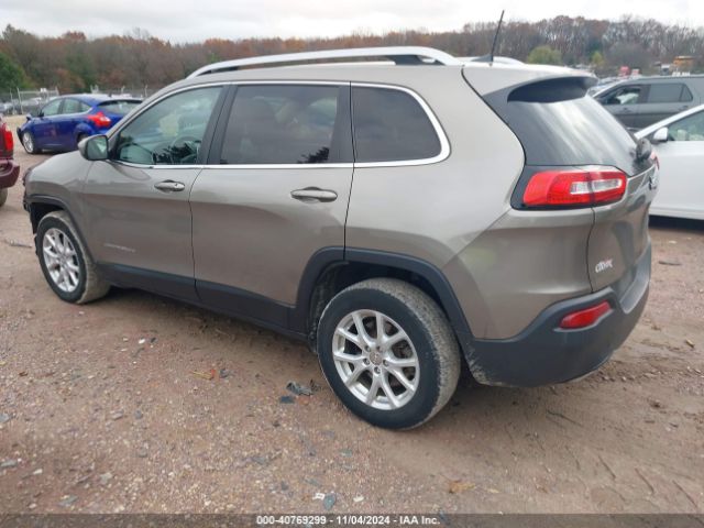 1C4PJLCS1HW652449 Jeep Cherokee Latitude Fwd