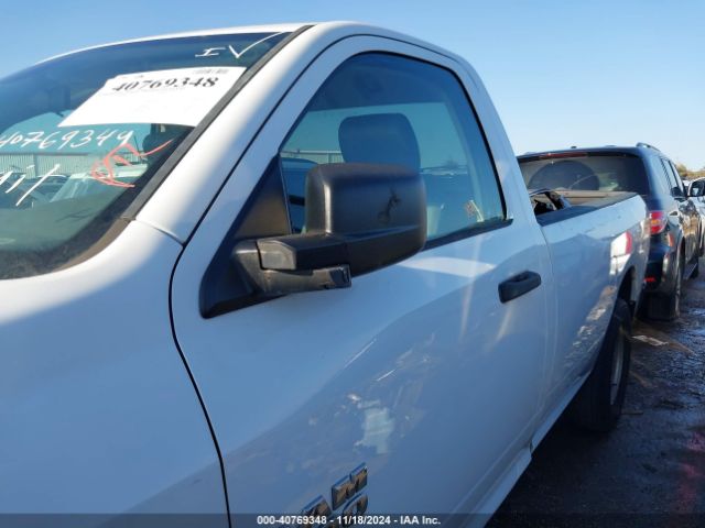 3C6JR6DT6HG622263 RAM 1500 Tradesman  4x2 8' Box