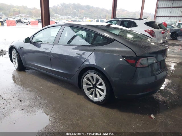2023 TESLA MODEL 3 5YJ3E1EA3PF448122 Photo 2