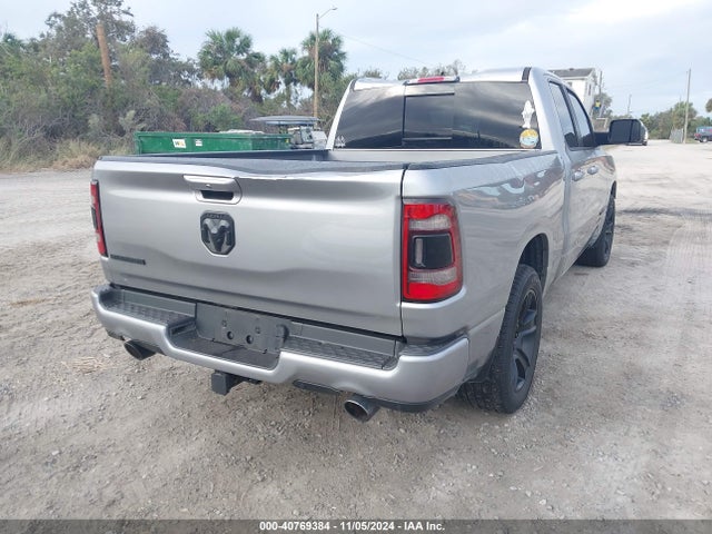 1C6RREBT3MN631102 RAM 1500 Big Horn  4x2 6'4 Box