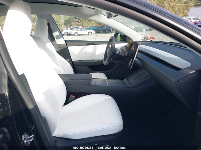 2024 TESLA MODEL 3 5YJ3E1EA0RF848822 Photo 4