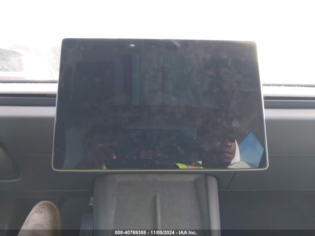 2024 TESLA MODEL 3 5YJ3E1EA0RF848822 Photo 6