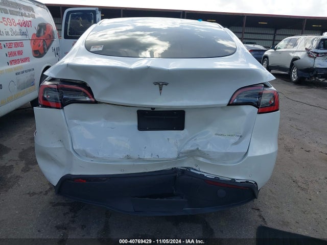 2021 TESLA MODEL Y 5YJYGDEE6MF130088 Photo 5