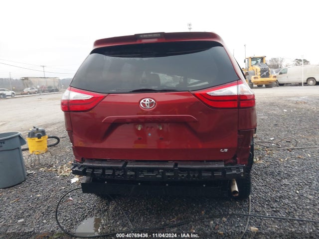 Toyota Sienna Le 7 Passenger 2019 5TDKZ3DC2KS012302 Image 13