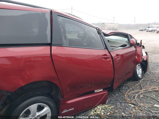 5TDKZ3DC2KS012302 Toyota Sienna Le 7 Passenger
