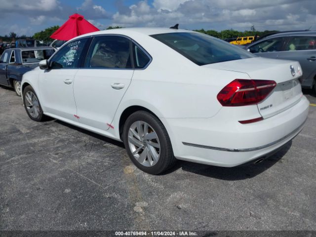 1VWBA7A30JC005378 Volkswagen Passat 2.0t Se
