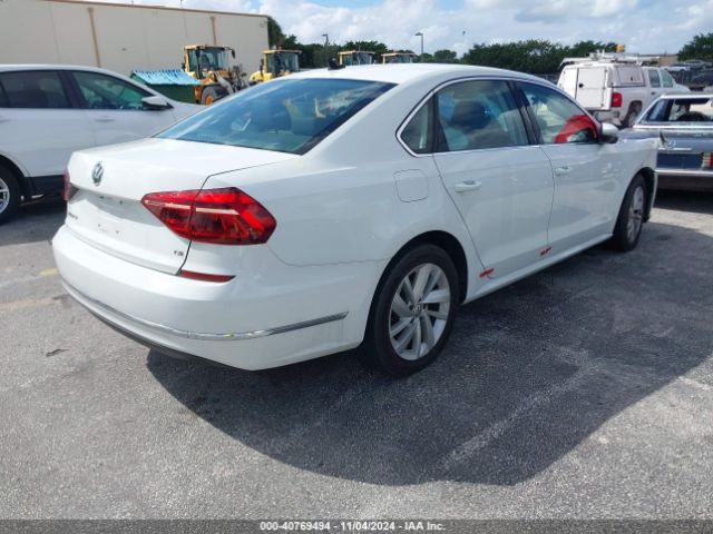 1VWBA7A30JC005378 Volkswagen Passat 2.0t Se