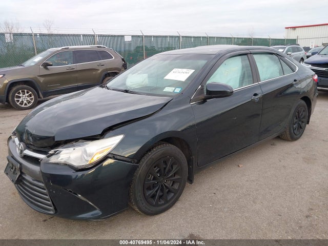 Toyota CAMRY LE 2016 4T4BF1FK3GR540064 Image 2