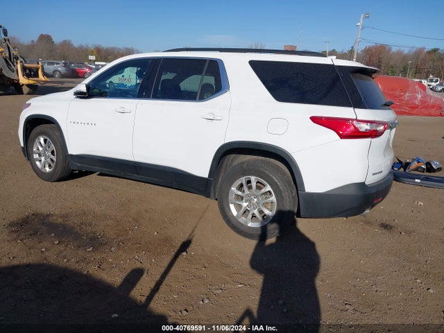 Chevrolet Traverse 1lt 2019 1GNERGKW6KJ231124 Image 3