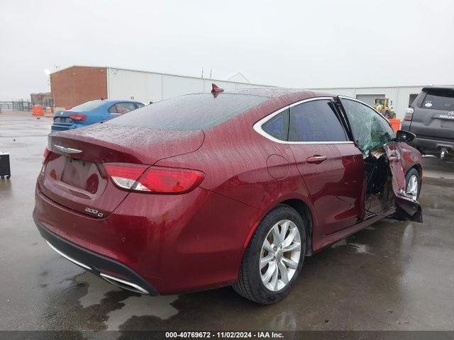 Chrysler 200 C 2015 1C3CCCCG1FN618457 Image 4