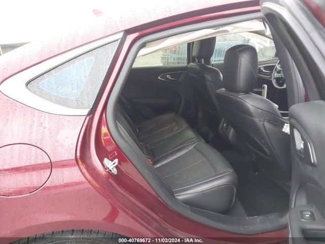 Chrysler 200 C 2015 1C3CCCCG1FN618457 Image 8