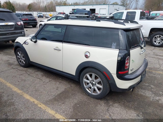 2013 MINI CLUBMAN WMWZG3C52DTY39919 Photo 2