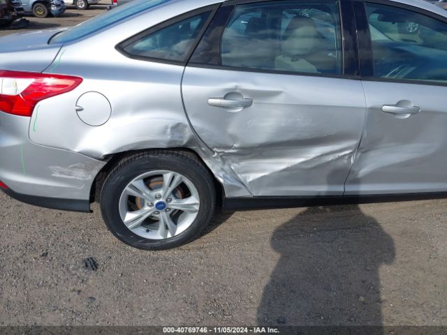 1FADP3F27EL215409 Ford FOCUS SE