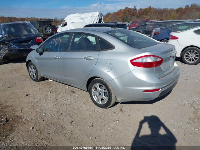 Ford FIESTA SE 2015 3FADP4BJ0FM198892 Image 3
