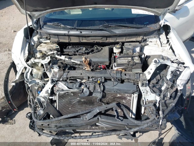 Nissan ROGUE SV 2017 5N1AT2MV9HC811119 Image 10