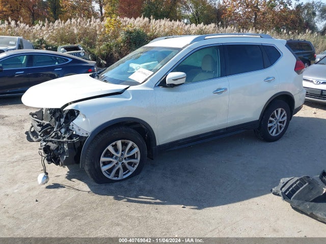 Nissan ROGUE SV 2017 5N1AT2MV9HC811119 Image 2