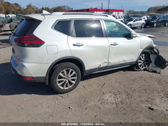 Nissan ROGUE SV 2017 5N1AT2MV9HC811119 Image 4