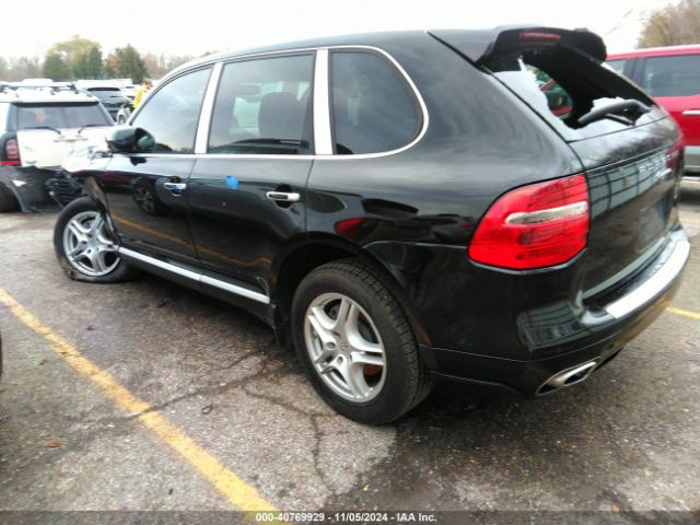 2010 PORSCHE CAYENNE WP1AA2AP2ALA07930 Photo 2