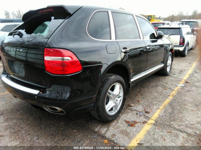 2010 PORSCHE CAYENNE WP1AA2AP2ALA07930 Photo 3