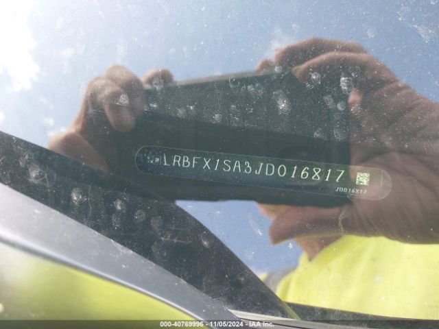 LRBFX1SA3JD016817 Buick Envision Essence