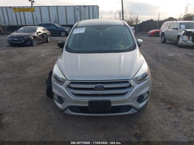 1FMCU0GD5HUA87114 Ford ESCAPE SE