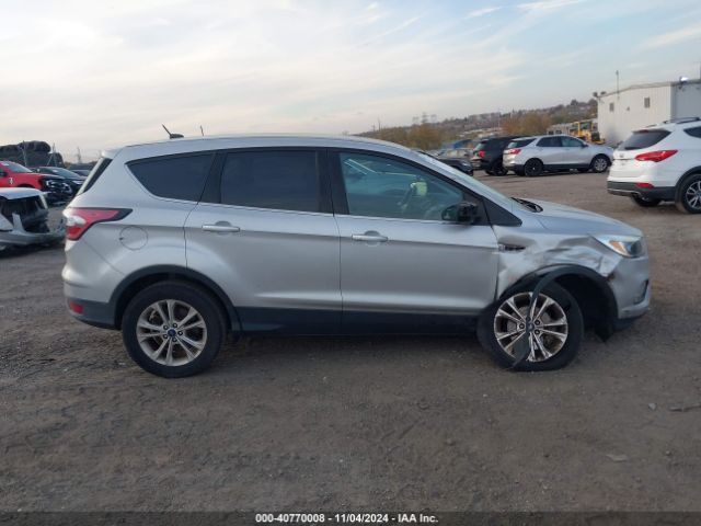 1FMCU0GD5HUA87114 Ford ESCAPE SE