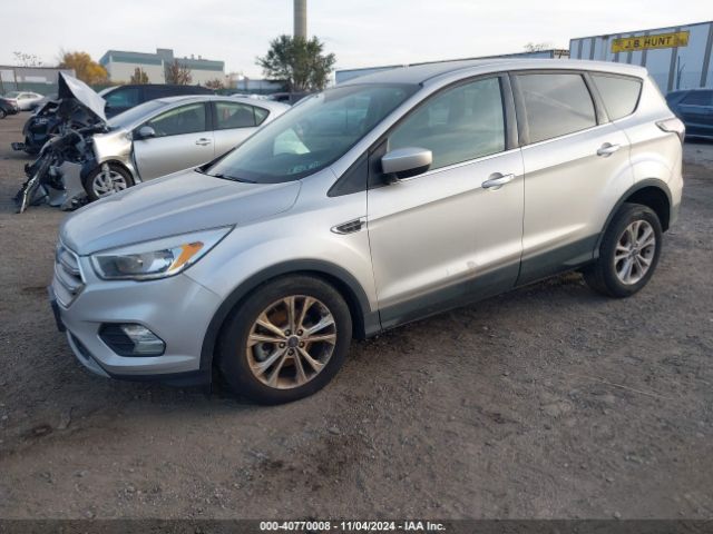 1FMCU0GD5HUA87114 Ford ESCAPE SE