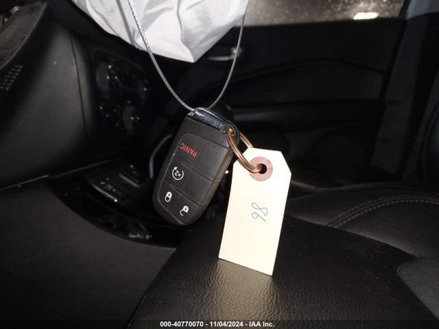 3C4NJCBB3KT815186 Jeep Compass Altitude Fwd