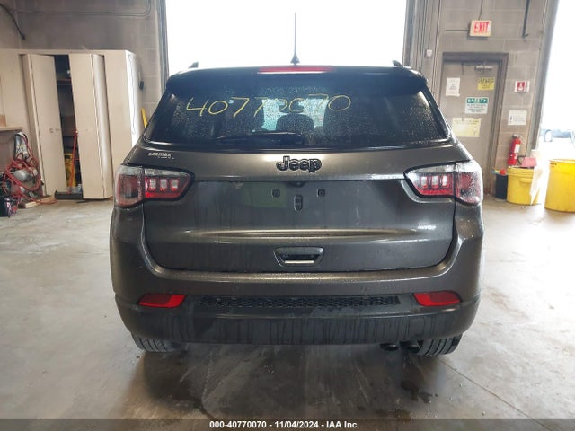 3C4NJCBB3KT815186 Jeep Compass Altitude Fwd