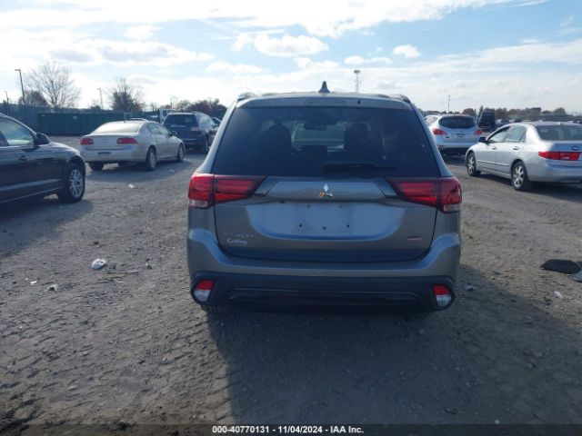 JA4AD3A35LZ003232 Mitsubishi Outlander Le 2.4