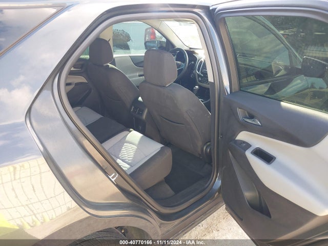 2GNAXHEV1J6301749 Chevrolet EQUINOX LS