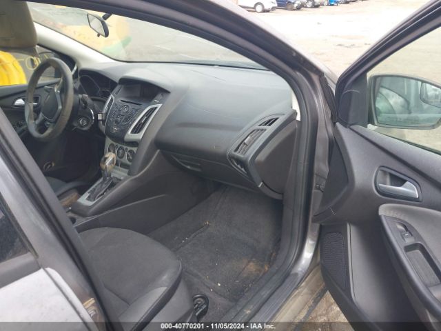 1FADP3F27EL102771 Ford FOCUS SE