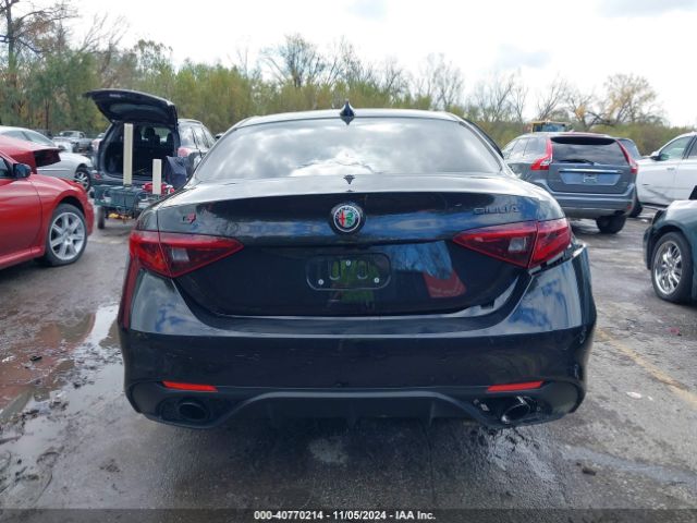 ZARFANBN1L7638627 Alfa Romeo Giulia Ti Sport Carbon Awd
