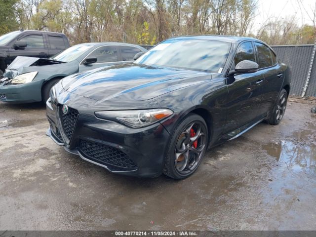 ZARFANBN1L7638627 Alfa Romeo Giulia Ti Sport Carbon Awd