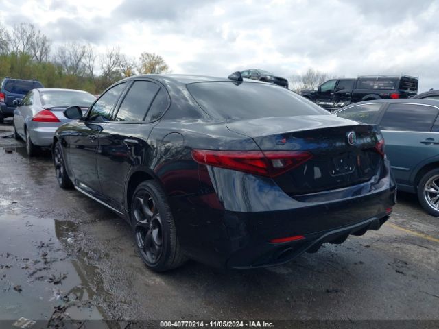 ZARFANBN1L7638627 Alfa Romeo Giulia Ti Sport Carbon Awd